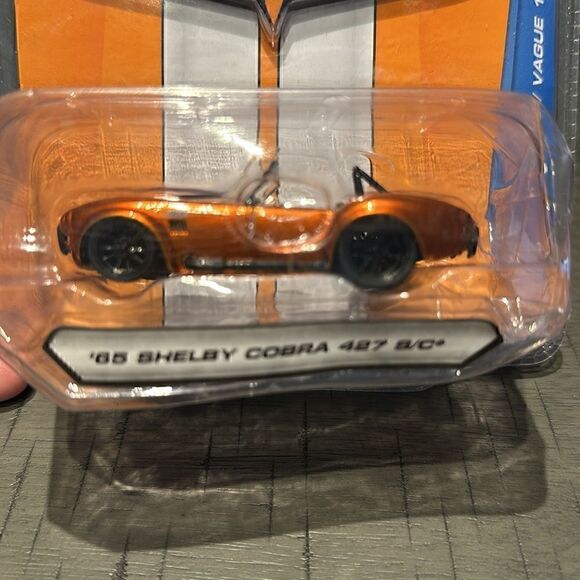 Jada Bigtime Muscle ‘65 Shelby Cobra 427 S/C - Picture 2 of 4
